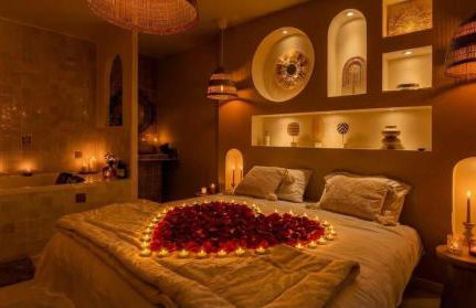 Suite Marrakech avec balnéo privative Love Room romantique proche Toulouse - Foto 12