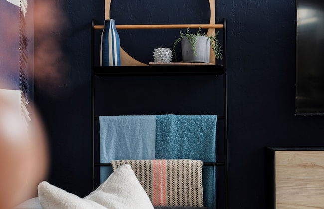 Quiet Convenient and Modern Haven - Photo 20