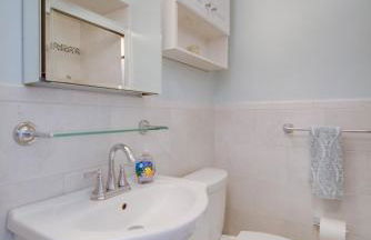 First-Floor Brigantine Condo Steps to Ocean! - Foto 12