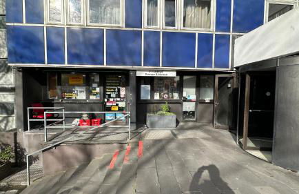 DOMspitzen-BLICK, cooles 2 Zimmer Apt mit Indoor-Swimmingpool auf dem Dach, Küche und Smart-TV - Foto 30