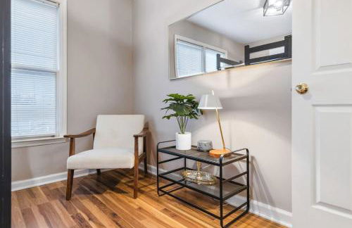 Pool Table WALK to Downtown Bars and Farmers Market - Foto 30