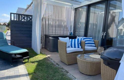 Domek z jacuzzi Summer House Dziwnówek Wrzosowo - Foto 44