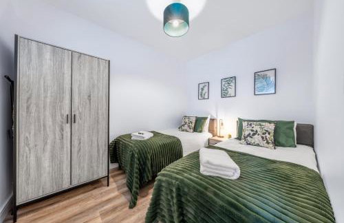 Potters Bar 2 Bed Apartment - Free Parking - Private Bathroom - Long Stay Ideal for Contractors - Foto 11