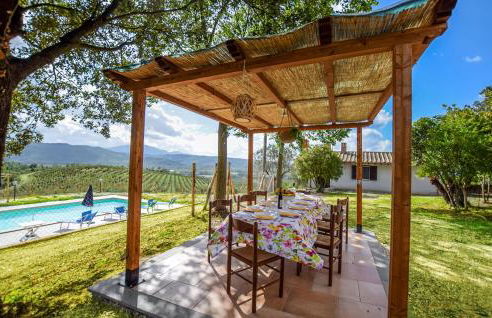 5 Bedroom Beautiful Home In Giove - Foto 16