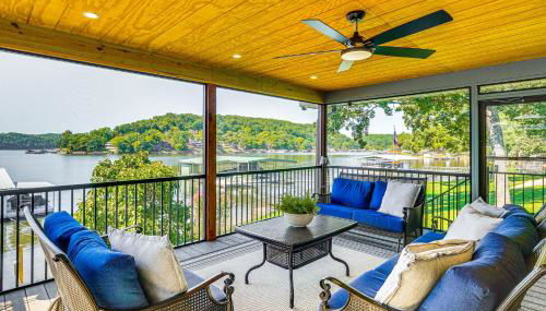 Dock and Water Slide Family Lake of the Ozarks Home - Foto 1