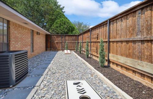 Allen Abode - 4 Bedrm Pool Fire Pit Charm - Photo 39