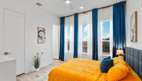 Modern 2BR l Pet-Friendly l Private Baths - Foto 2