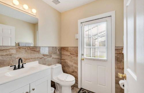 South Facing Pool, Close to Attractions, Remodeled - Foto 28