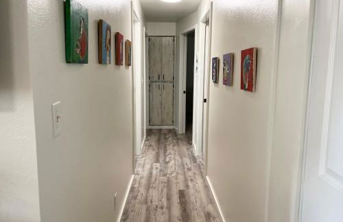 Cheerful 3 Bedroom on a Park 10 Miles from Eugene - Foto 14