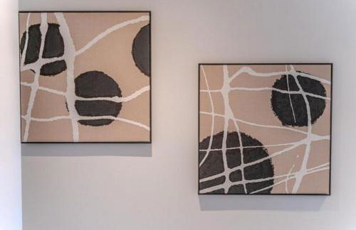 Luxuary 2BR Apt Sleeps 9, Wembley and Park Views - Photo 22