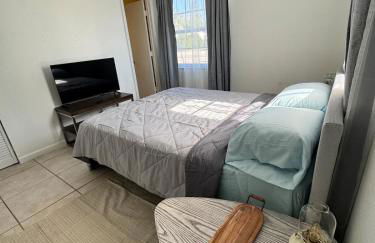 Fort Lauderdale Gem Private Yard and Patio - Foto 18