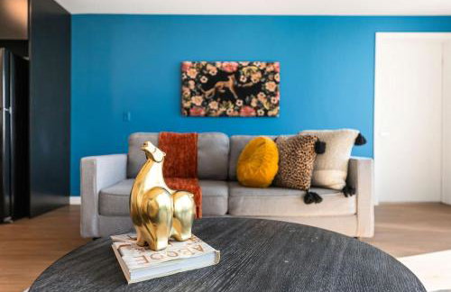 Chic and Cozy Home, Walk to Little Tokyo with Parking - Foto 7