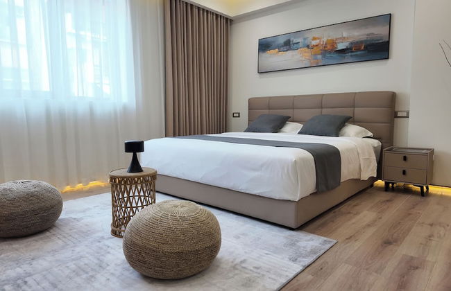 CC LUX Suites - Photo 8