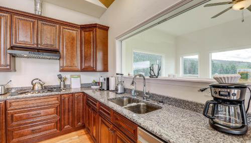 Mountain and Lake View Rexford Estate on 28 Acres! - Foto 5