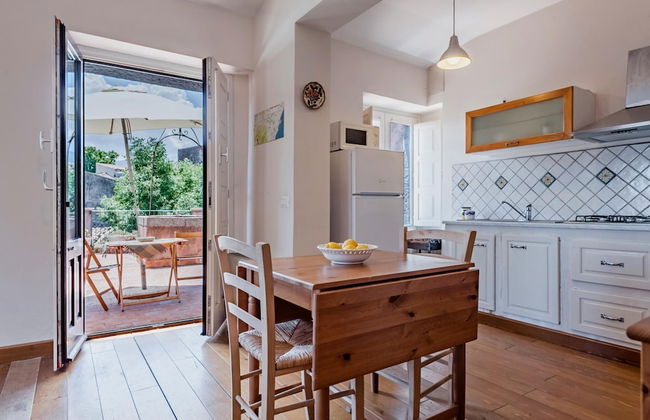 Gli Iris - Appartamento con 2 Camere da Letto by Wonderful Italy - Foto 5