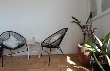 Spacious Studio by the University - Photo 26