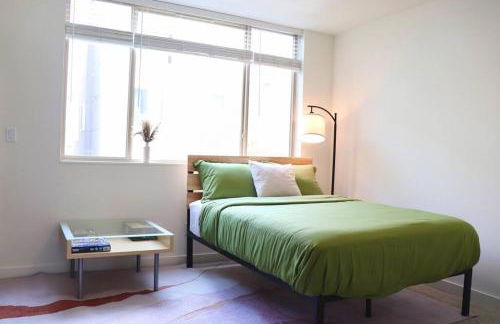 Entire Stunning Townhouse 3br/2.5ba w Parking - Foto 41