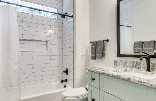 Lakefront McCormick Retreat with Patio and Views - Foto 16