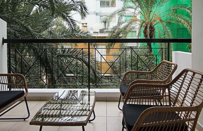 Phaedrus Living: City View Luxury Iras Flat 102 - Photo 16