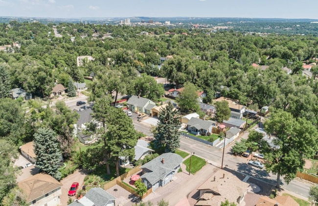 Couple's Mountain Getaway Close to Everything! - Foto 44