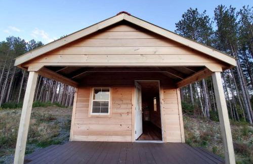 Off-Grid Cabin Nestled Among Nature with Lovely Landscape Views in Maine - Foto 1