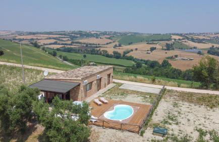Private Pool & Jacuzzi with View by Host Hero - Foto 8