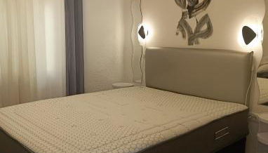 Modern Art Apartment 50m to the Beach - Foto 3