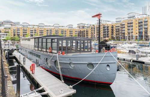 Charming houseboat featuring a sauna - Photo 44