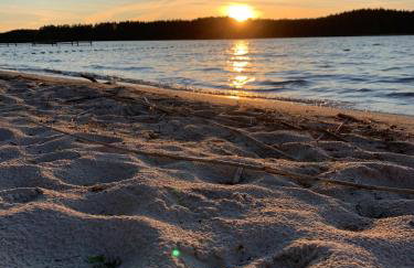 Schadzka w dwunastce z widokiem na jezioro - Foto 29