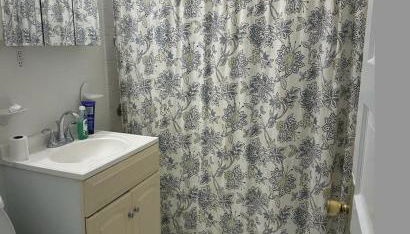 Cozy DC Home with Parking Near Union Market - Photo 4