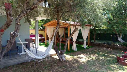 Dikella Beach 3 BDR Summer House - Foto 4, Garden, sunbed, Garden view