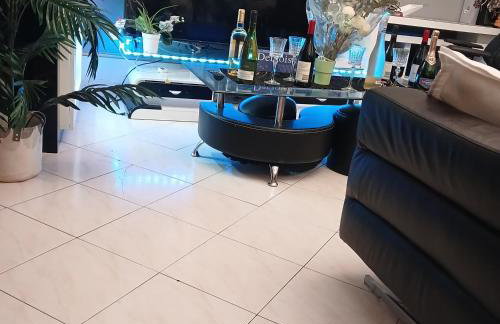 Maison 8 pièces Spa jacuzzi Paris Airport CDG jardin arboré clos - Foto 12