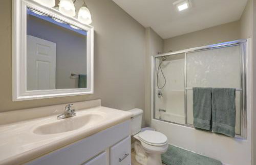 Spacious Eagle Lake Home with Fireplace and Deck - Foto 18