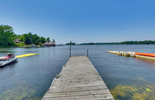 Fishing and Boating Paradise St Lawrence River Home - Foto 1