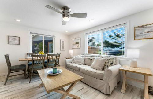 Tides Inn on the Bay Vacation Homes - Photo 2