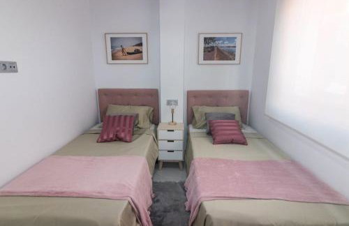 LUXURY 3 BED, 2 BATH DETACHED VILLA, PRIME LOCATION, ONLY 400 MTRS TO THE BEACH - Foto 36