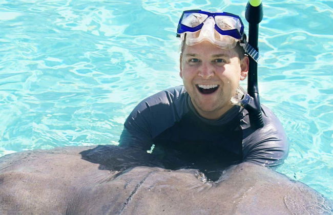 Snorkel in Stingray City Antigua - Photo 6