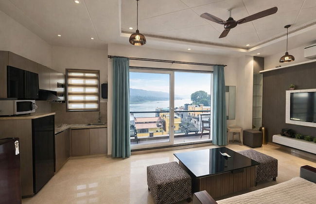 The Neeraj Marine Ganga Stays - Photo 55