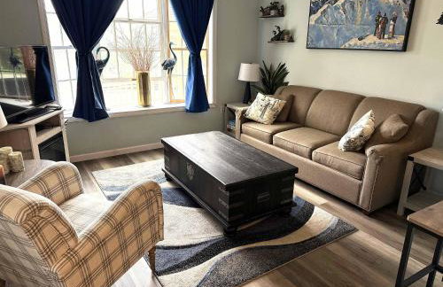 WOW-New Ski OnOff Suite By Pool Sleeps 4 Jiminy Pk - Foto 4