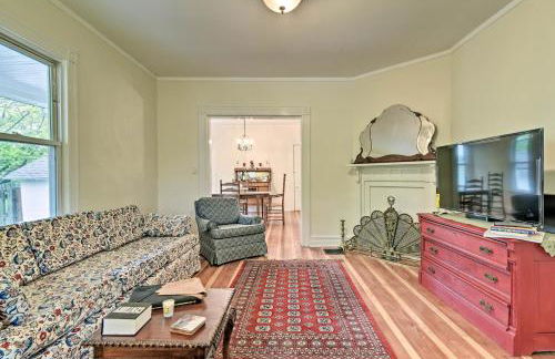 Millburn House with Deck - Walk to NYC Transit! - Foto 5