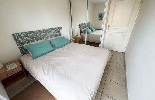 T3 vue mer, 2 chambres, piscine, terrasse, parking public gratuit à 150m - Foto 7