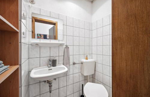 Wupper Home II, Top Lage Ideal für Geschäftsleute, Monteure, Familien, 3 Zimmer, Flachbild-TV - Foto 2