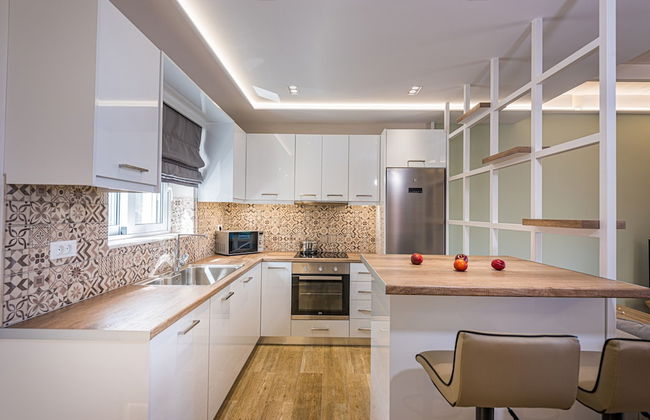 VILLA HILL FAMILIES ONLY - Photo 8