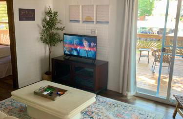 Lakefront Cottage in Secluded Cove - Foto 5