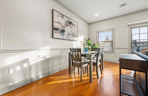 HUGE Cozy Jersey City Oasis with Double Balcony - 20 mins to NYC - Foto 13