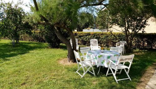 LA PETITE MAISON - Foto 2, Garden, Garden view