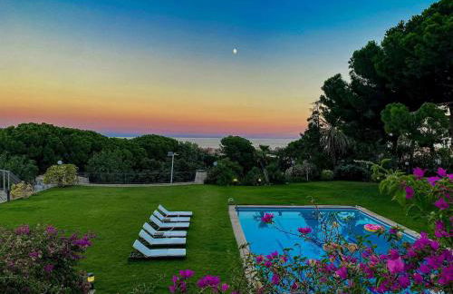 Castillo Meng - Foto 1