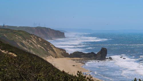 Surf GuestHouse - 7min walk to the beach - Foto 3