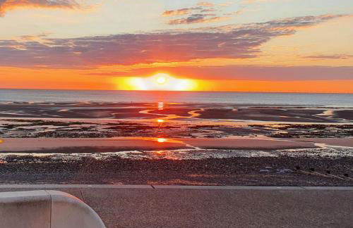 The Beachcomber - seafront, free parking, free wifi - Foto 23