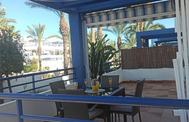 2 Bed Apt - Close To Beach - Pool - Balcony - Foto 1